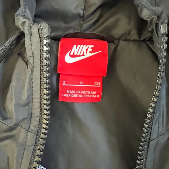Nike Women’s Windrunner Full-Zip Hoodie Jacket *Limited Edition* - Picture 3 of 3